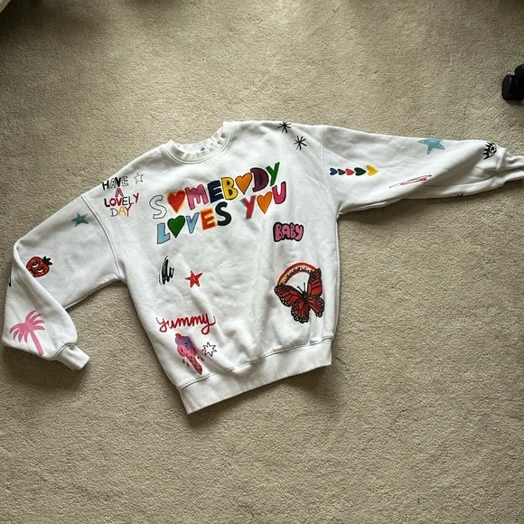 The Mayfair Group Somebody Love You Crewneck - Picture 5 of 5